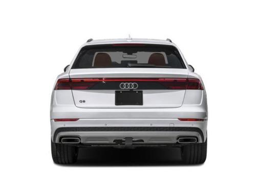 Daytona Gray Pearl Effect 2025 Audi Q8 Premium Plus