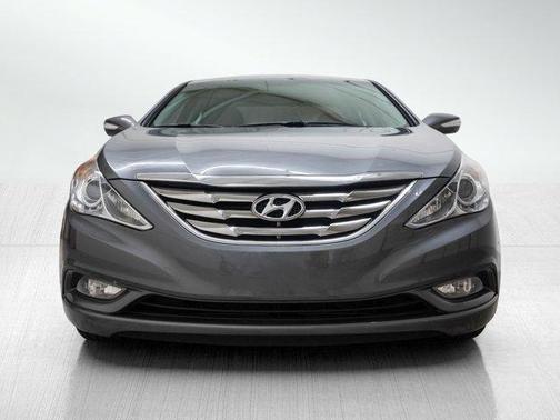 2011 Hyundai SONATA Limited