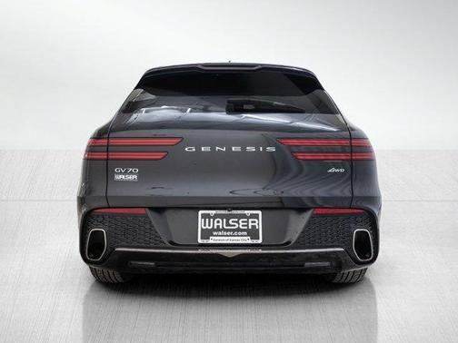 2022 Genesis GV70 2.5T