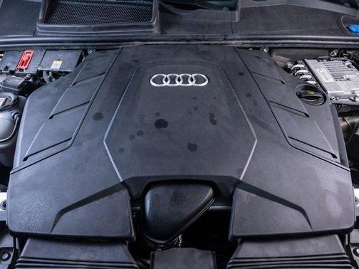 2021 Audi Q7 55 Premium Plus