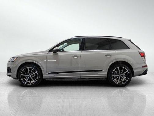 2021 Audi Q7 55 Premium Plus