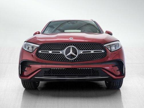 MANUFAKTUR Patagonia Red Metallic 2025 Mercedes-Benz GLC 300 Base 4MATIC