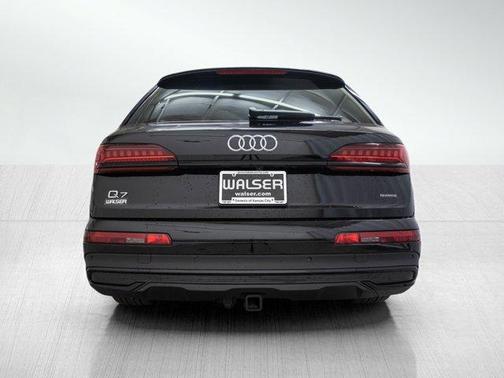 2023 Audi Q7 55 Prestige
