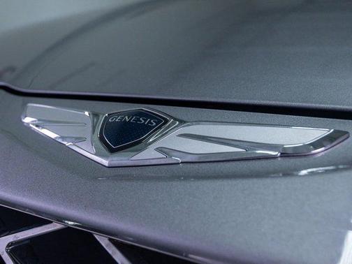 Savile Silver 2023 Genesis GV80 3.5T