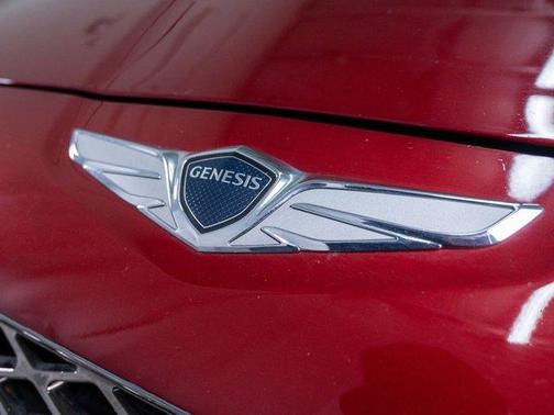 2022 Genesis G70 2.0T