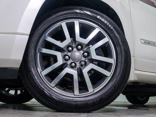 White Diamond Tri-Coat 2014 GMC Acadia Denali