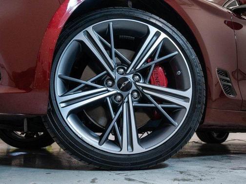2024 Genesis G70 3.3T Sport Advanced