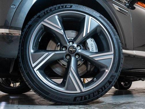 2025 Genesis GV80 2.5T Prestige