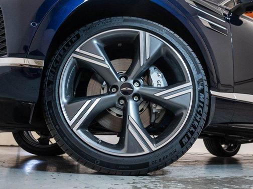 2025 Genesis GV80 2.5T Prestige