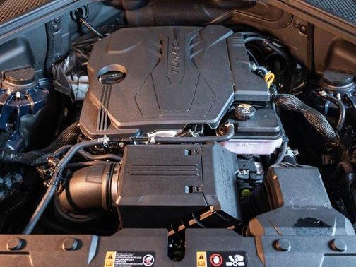 2025 Genesis GV80 2.5T Prestige
