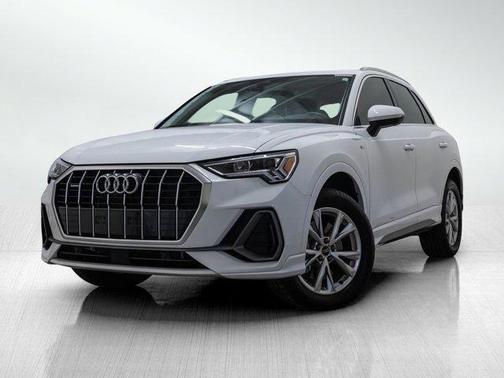 2024 Audi Q3 45 S line Premium