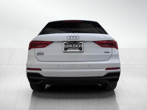 2024 Audi Q3 45 S line Premium