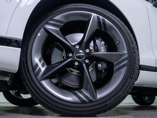 Alta White 2026 Genesis GV70 3.5T Sport Prestige