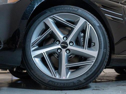 2025 Genesis G80 3.5T Sport Advanced