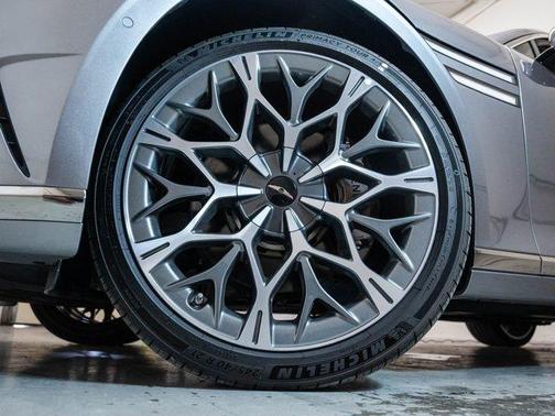 2024 Genesis G90 3.5T e-SC