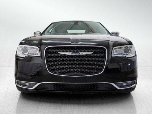 2018 Chrysler 300 Limited