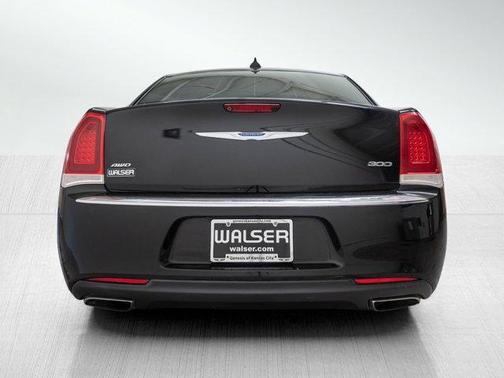2018 Chrysler 300 Limited