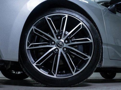 2019 Toyota Avalon XLE Touring