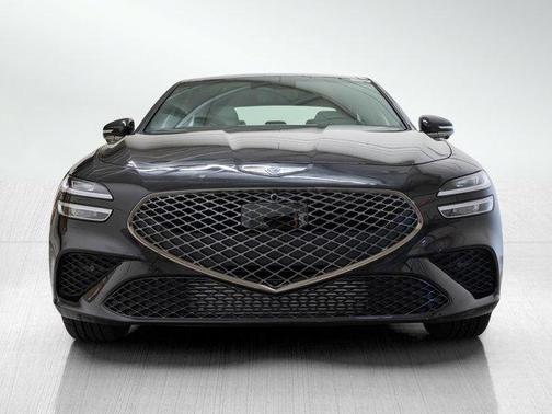 Vik Black 2026 Genesis G70 3.3T Sport Prestige