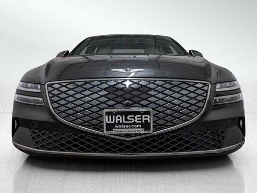 Makalu Gray 2023 Genesis Electrified G80 Base