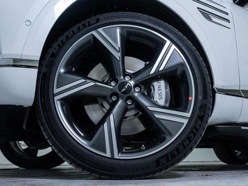 Uyuni White 2026 Genesis GV80 3.5T Prestige