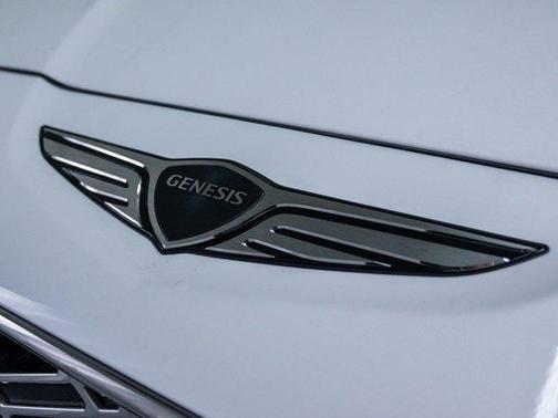 Uyuni White 2026 Genesis GV80 3.5T Prestige