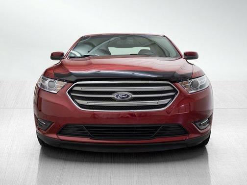 2018 Ford Taurus SEL