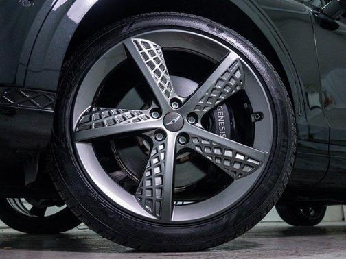 Vik Black 2025 Genesis GV70 2.5T