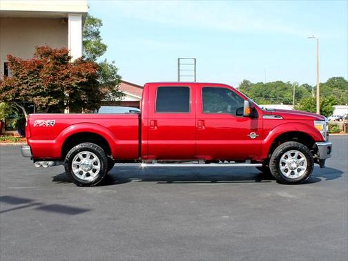 Photo 4 of 38 of 2016 Ford F-250 Lariat