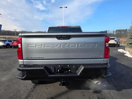 Sterling Gray Metallic 2026 Chevrolet Silverado 2500 Custom