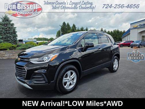 Mosaic Black 2019 Chevrolet Trax LT