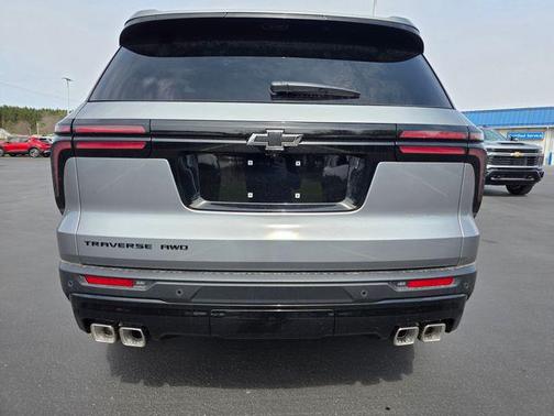 Sterling Gray Metallic 2026 Chevrolet Traverse LT