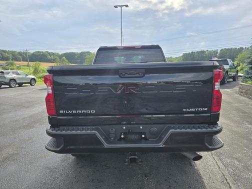2024 Chevrolet Silverado 2500 Custom