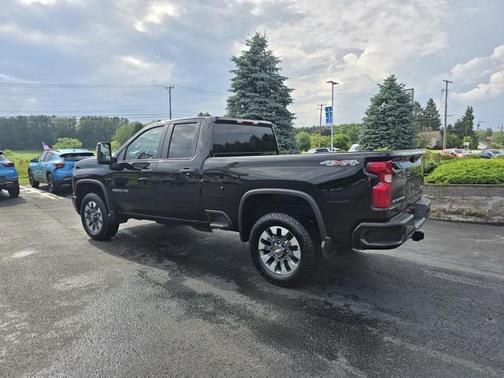 2024 Chevrolet Silverado 2500 Custom
