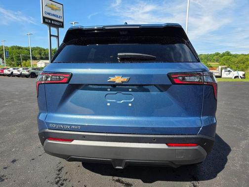 Lakeshore Blue Metallic 2026 Chevrolet Equinox 1LT