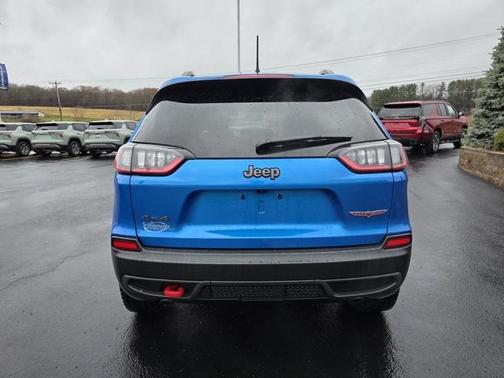 2022 Jeep Cherokee Trailhawk