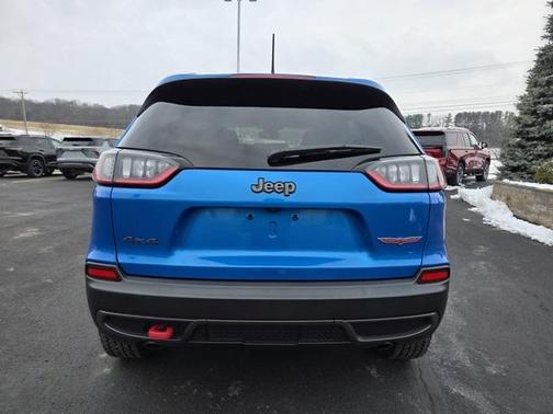 2022 Jeep Cherokee Trailhawk
