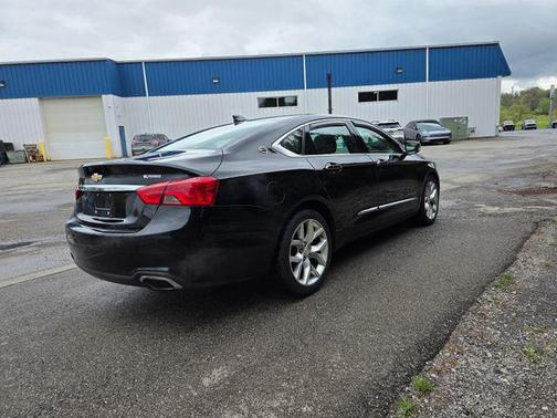 Mosaic Black Metallic 2018 Chevrolet Impala 2LZ