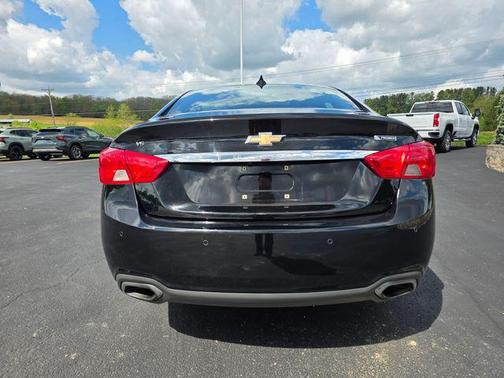 Mosaic Black Metallic 2018 Chevrolet Impala 2LZ