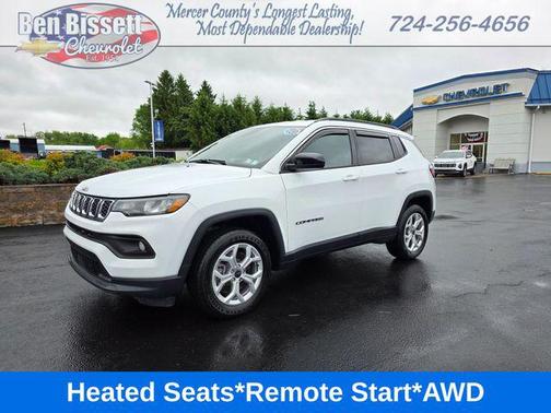 Bright White Clearcoat 2025 Jeep Compass Latitude