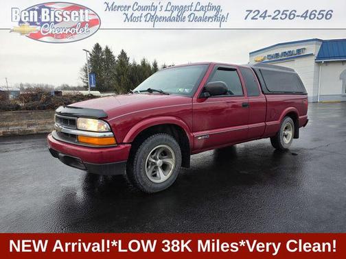 2003 Chevrolet S-10 Base