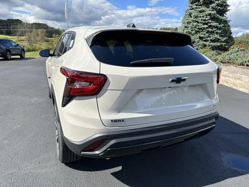2026 Chevrolet Trax FWD 1RS