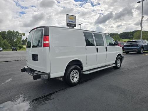 2023 Chevrolet Express 2500 RWD 2500 Regular Wheelbase WT