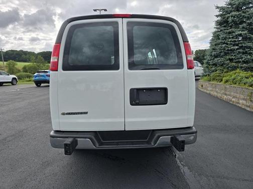2023 Chevrolet Express 2500 RWD 2500 Regular Wheelbase WT