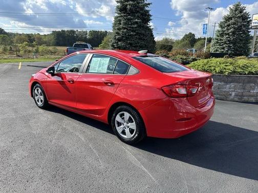 2018 Chevrolet Cruze LS