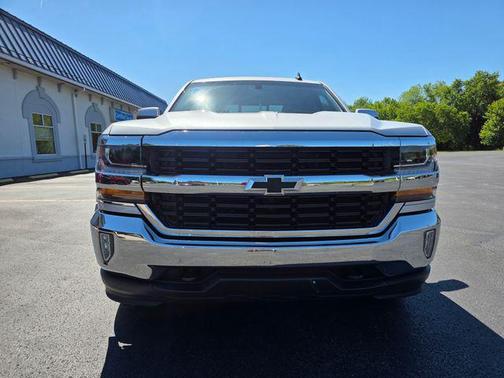 Silver Ice Metallic 2017 Chevrolet Silverado 1500 1LT