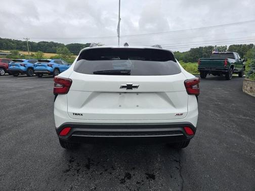 2025 Chevrolet Trax FWD 2RS