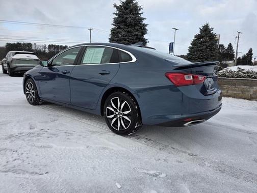 2024 Chevrolet Malibu FWD RS