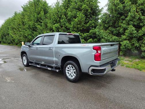 Sterling Gray Metallic 2023 Chevrolet Silverado 1500 LT