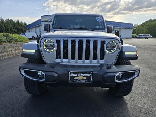 2020 Jeep Gladiator Overland